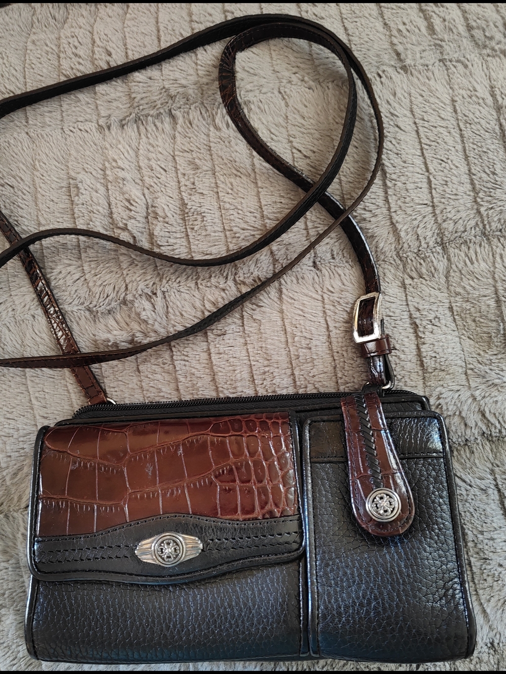 Vintage Brighton Black and Brown Croc-Accented Pebbled Leather Crossbody Bag